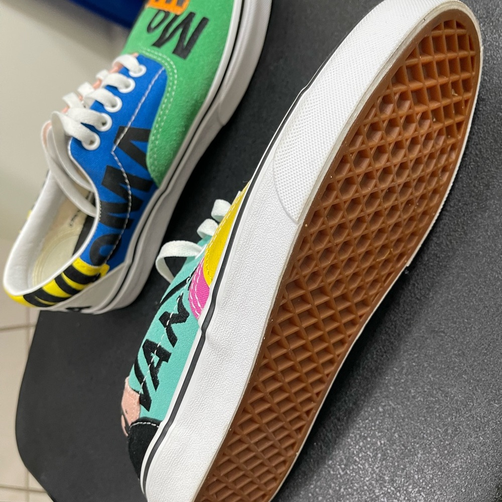 No tags - Picture 6 of 6